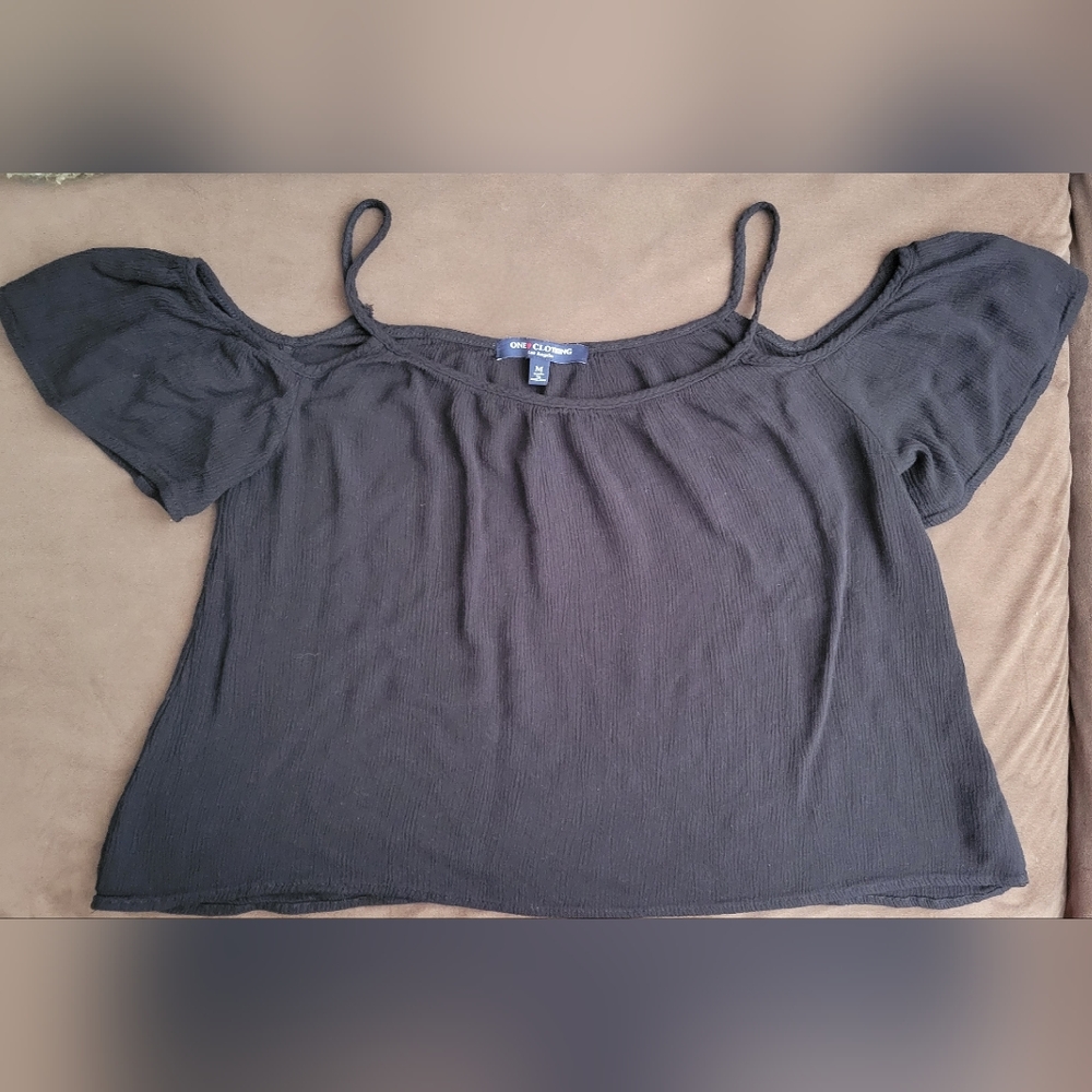 Flowy Cold Shoulder Crop Top